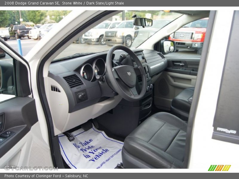 Stone White / Dark Slate/Light Shale 2008 Dodge Grand Caravan SE