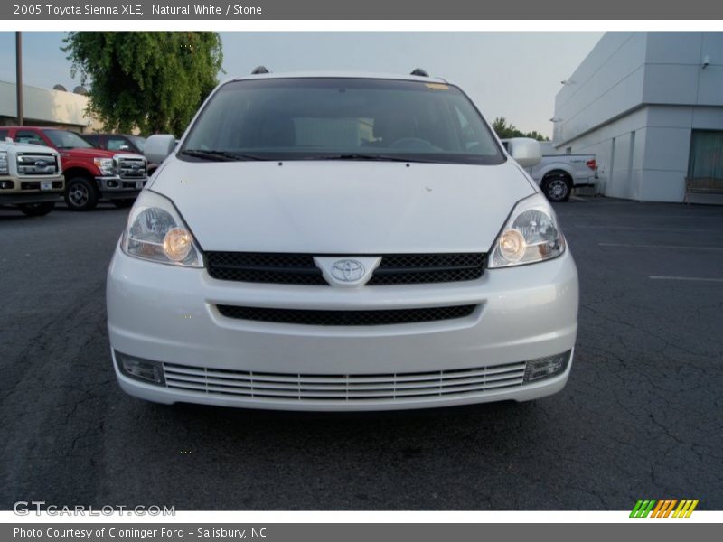 Natural White / Stone 2005 Toyota Sienna XLE