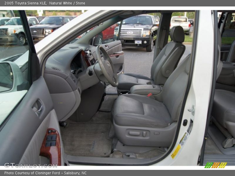 Natural White / Stone 2005 Toyota Sienna XLE