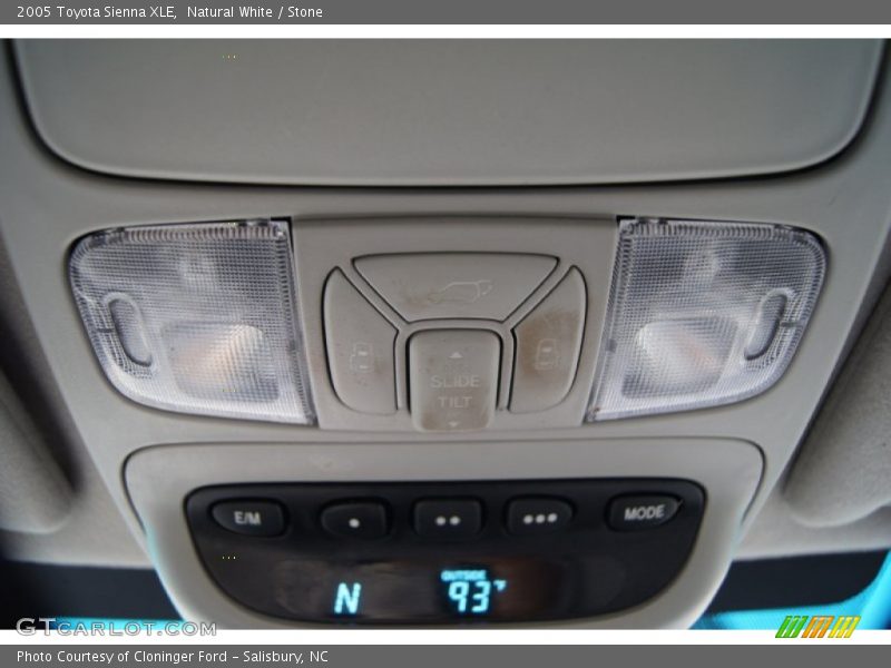 Natural White / Stone 2005 Toyota Sienna XLE
