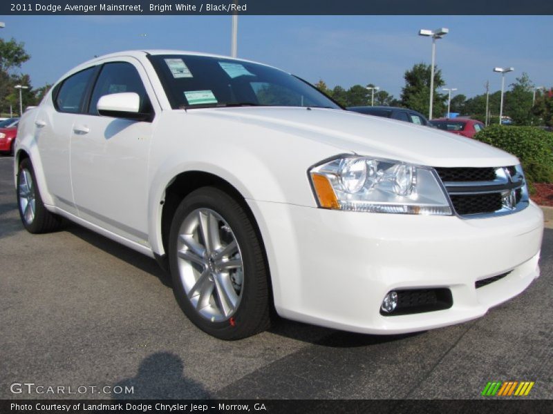 Bright White / Black/Red 2011 Dodge Avenger Mainstreet