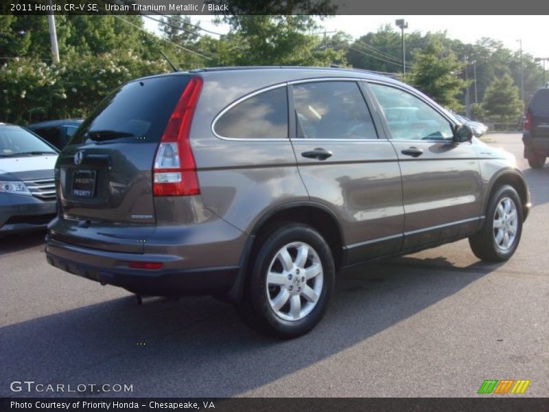 Urban Titanium Metallic / Black 2011 Honda CR-V SE