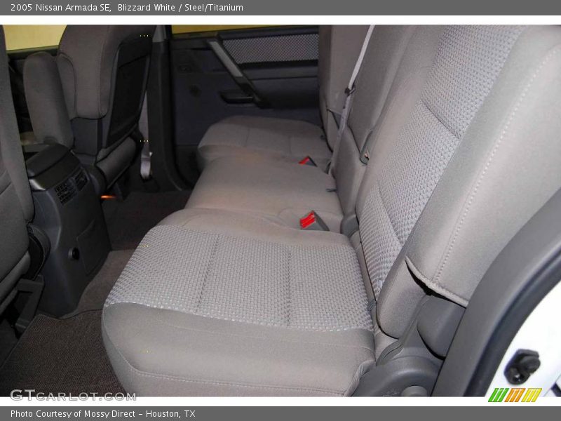 Blizzard White / Steel/Titanium 2005 Nissan Armada SE