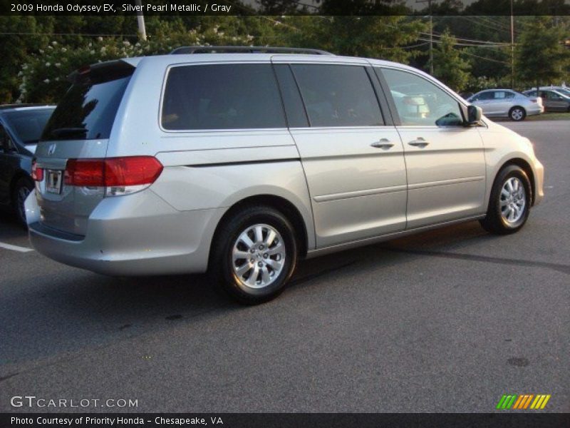 Silver Pearl Metallic / Gray 2009 Honda Odyssey EX