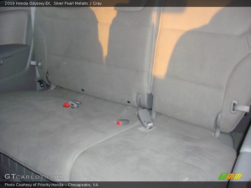Silver Pearl Metallic / Gray 2009 Honda Odyssey EX