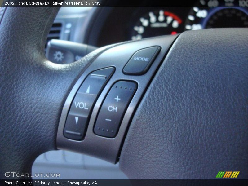 Silver Pearl Metallic / Gray 2009 Honda Odyssey EX