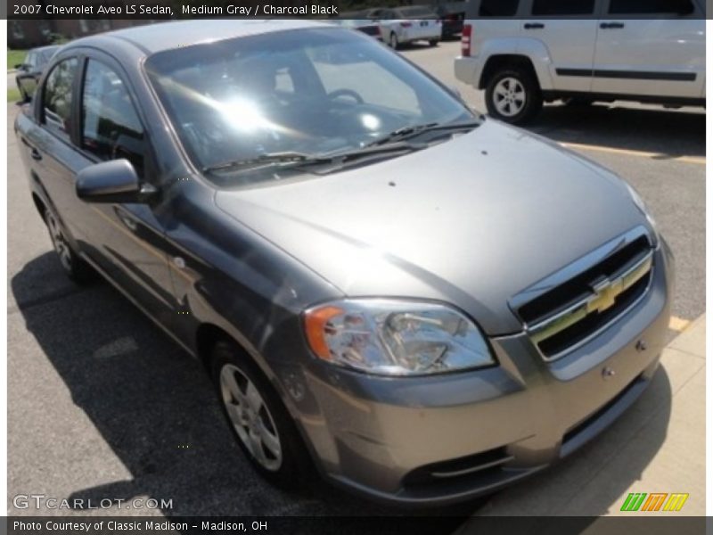 Medium Gray / Charcoal Black 2007 Chevrolet Aveo LS Sedan