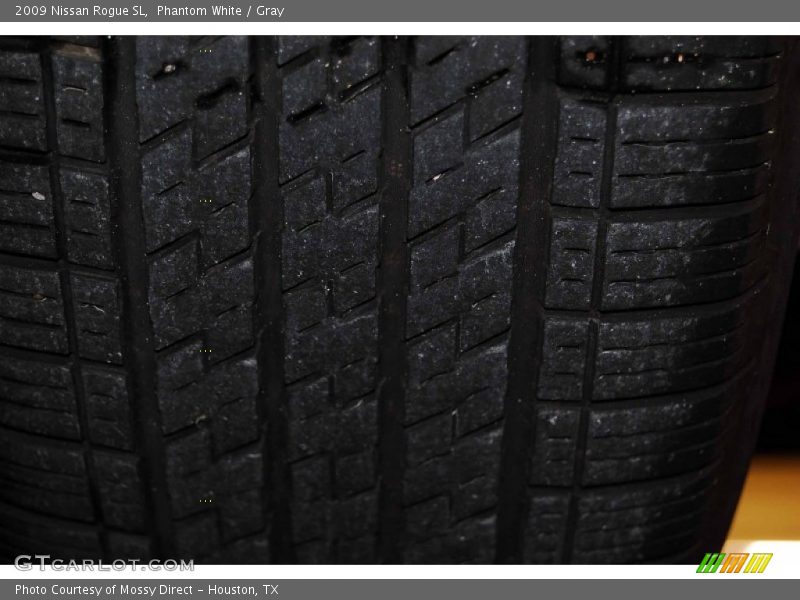 Phantom White / Gray 2009 Nissan Rogue SL