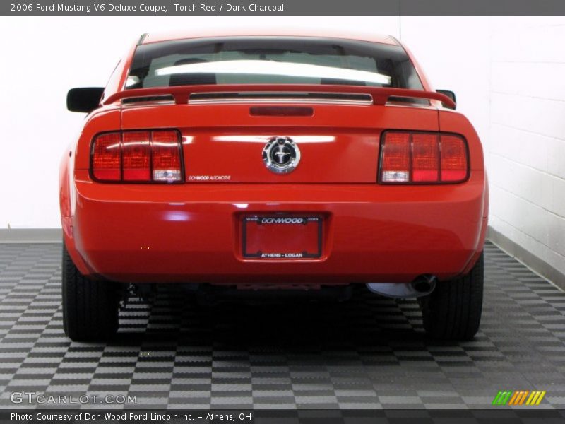 Torch Red / Dark Charcoal 2006 Ford Mustang V6 Deluxe Coupe