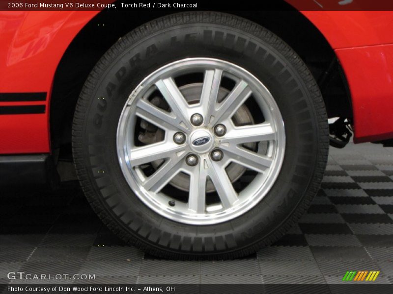 Torch Red / Dark Charcoal 2006 Ford Mustang V6 Deluxe Coupe