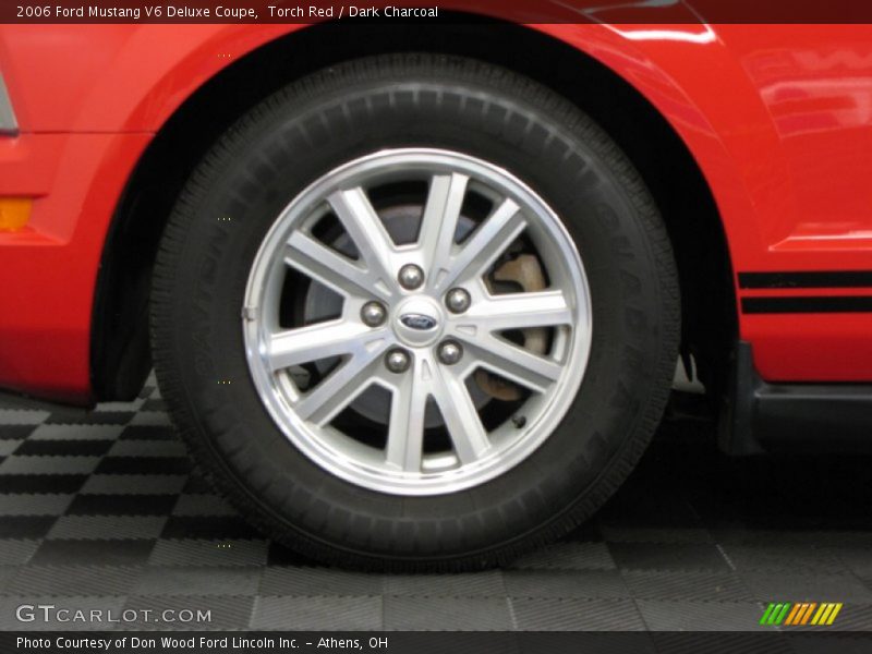 Torch Red / Dark Charcoal 2006 Ford Mustang V6 Deluxe Coupe