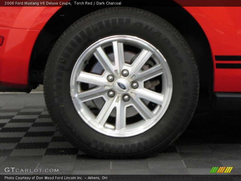 Torch Red / Dark Charcoal 2006 Ford Mustang V6 Deluxe Coupe