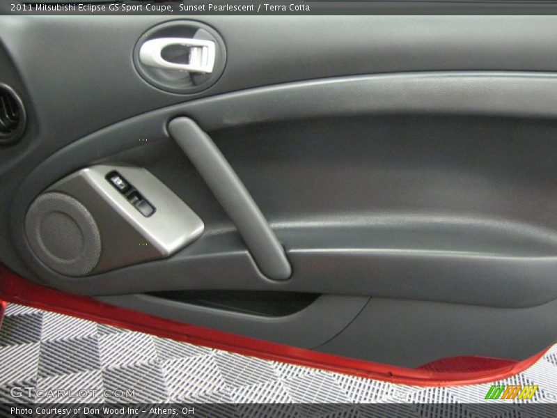 Sunset Pearlescent / Terra Cotta 2011 Mitsubishi Eclipse GS Sport Coupe