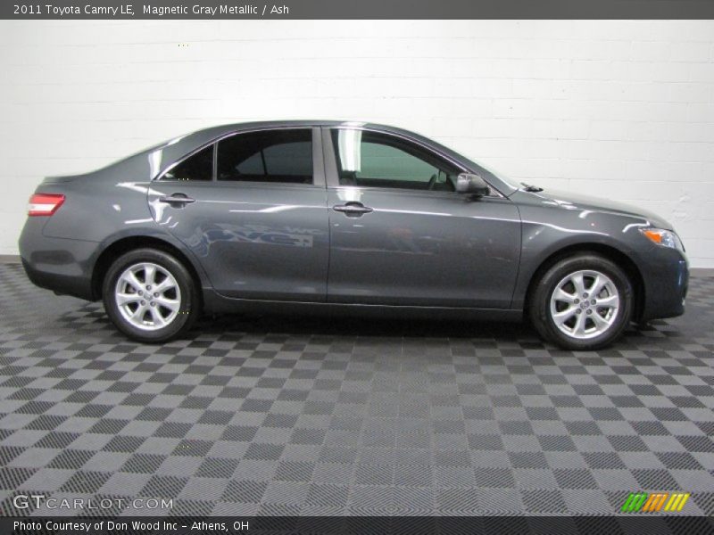 Magnetic Gray Metallic / Ash 2011 Toyota Camry LE
