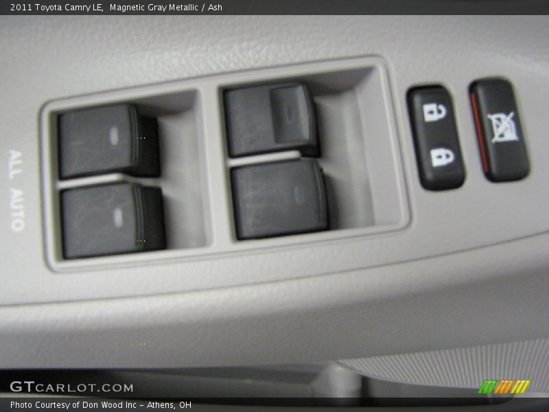 Magnetic Gray Metallic / Ash 2011 Toyota Camry LE