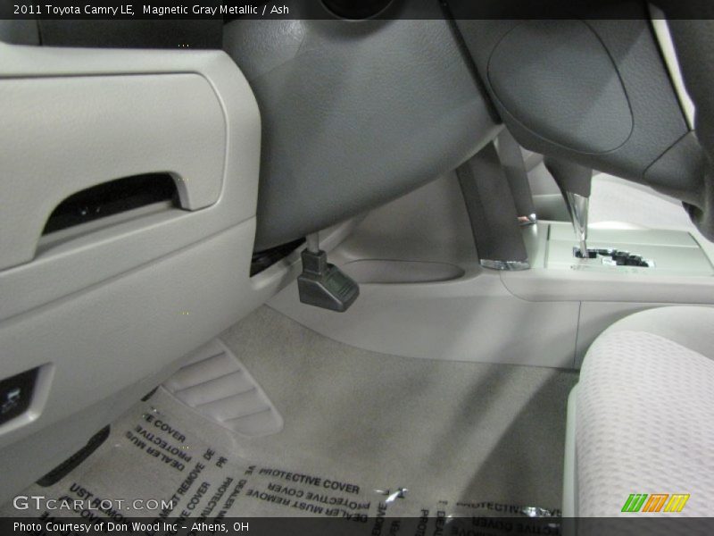Magnetic Gray Metallic / Ash 2011 Toyota Camry LE