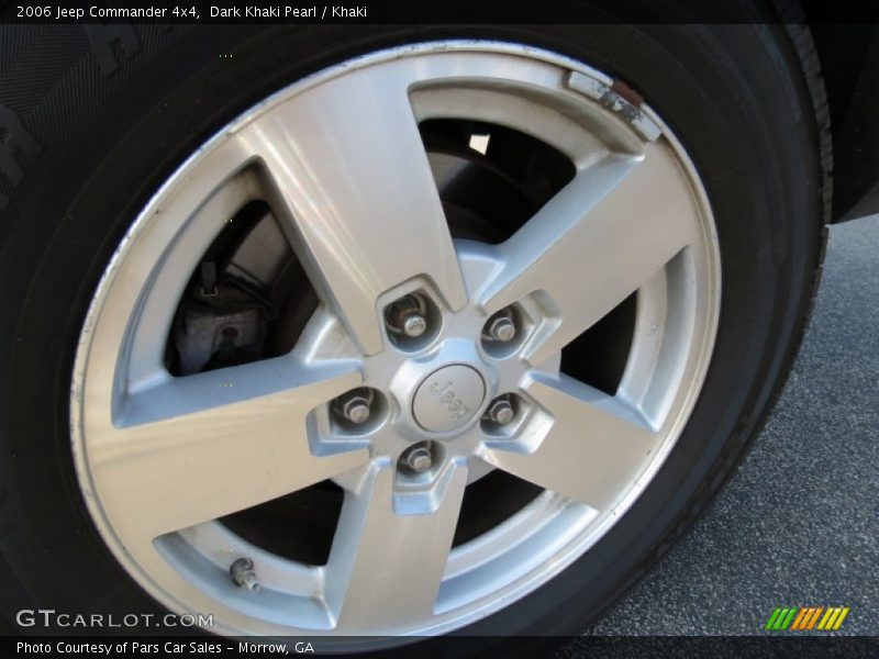 Dark Khaki Pearl / Khaki 2006 Jeep Commander 4x4