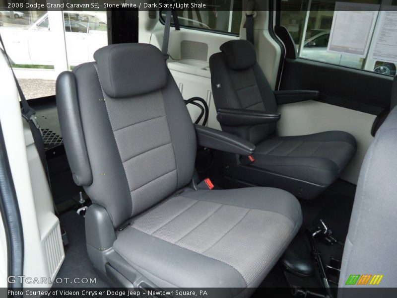 Stone White / Dark Slate/Light Shale 2008 Dodge Grand Caravan SE