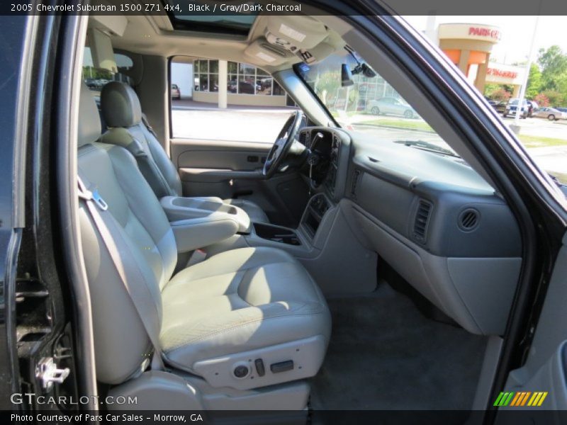 Black / Gray/Dark Charcoal 2005 Chevrolet Suburban 1500 Z71 4x4