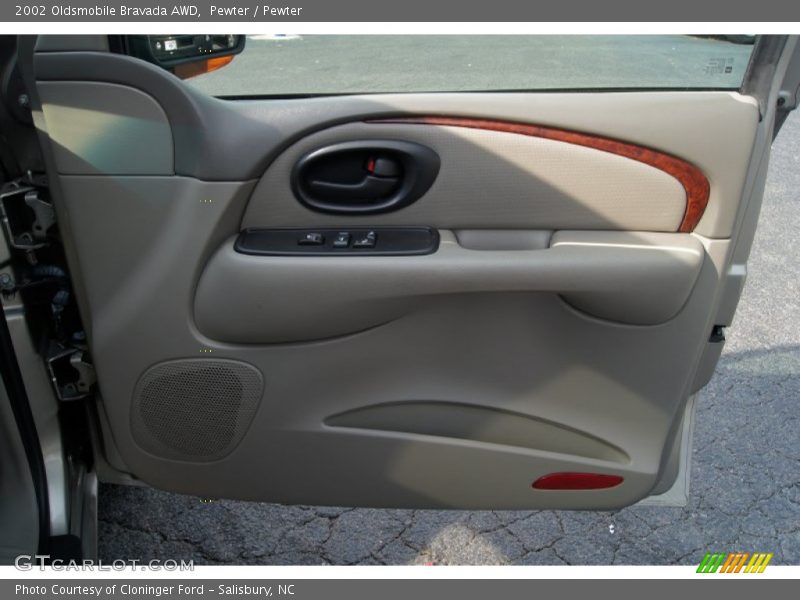 Pewter / Pewter 2002 Oldsmobile Bravada AWD
