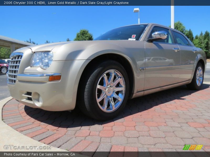 Linen Gold Metallic / Dark Slate Gray/Light Graystone 2006 Chrysler 300 C HEMI