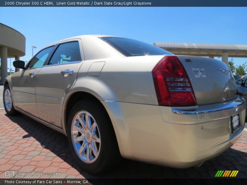 Linen Gold Metallic / Dark Slate Gray/Light Graystone 2006 Chrysler 300 C HEMI
