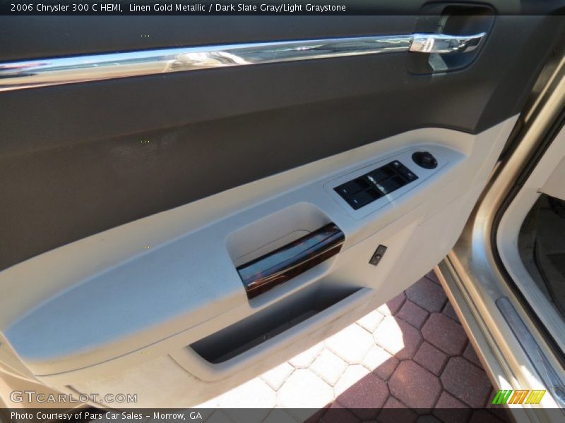 Linen Gold Metallic / Dark Slate Gray/Light Graystone 2006 Chrysler 300 C HEMI