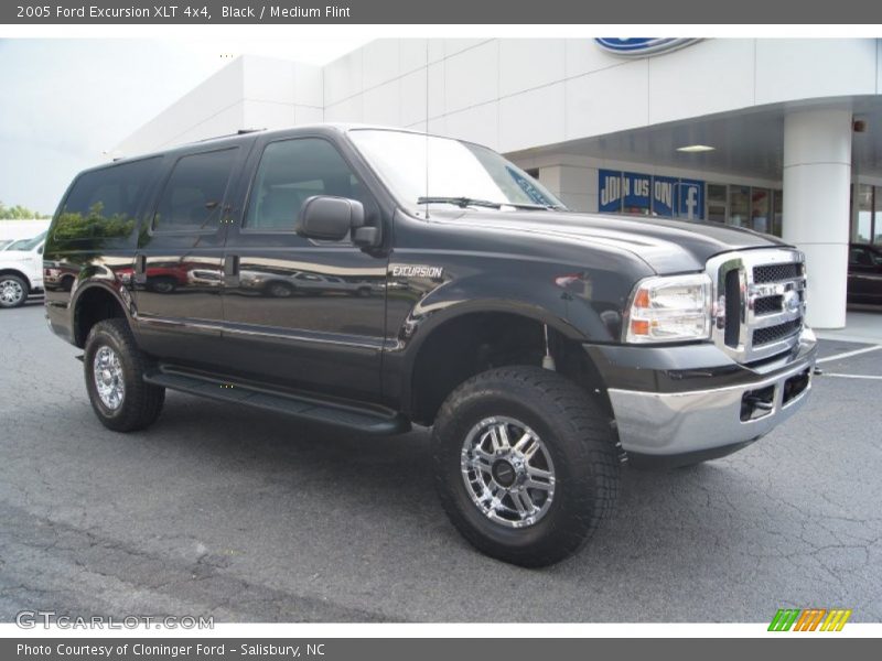 Black / Medium Flint 2005 Ford Excursion XLT 4x4