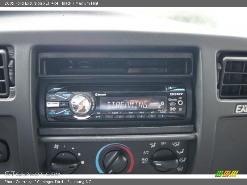 Black / Medium Flint 2005 Ford Excursion XLT 4x4