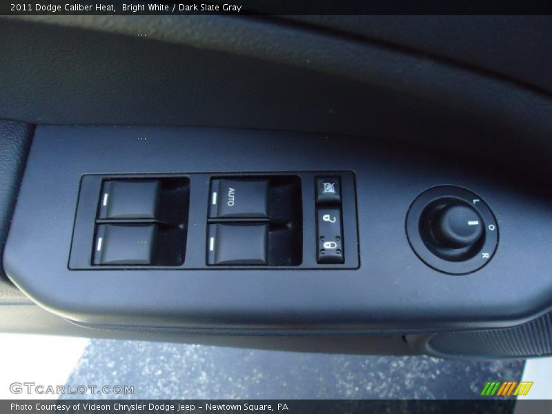 Bright White / Dark Slate Gray 2011 Dodge Caliber Heat