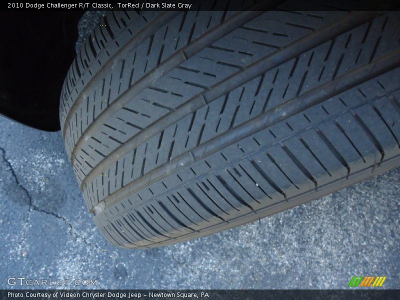 TorRed / Dark Slate Gray 2010 Dodge Challenger R/T Classic