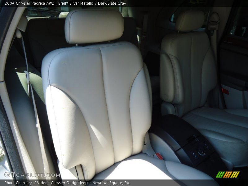Bright Silver Metallic / Dark Slate Gray 2004 Chrysler Pacifica AWD