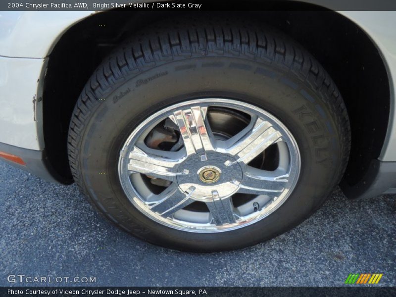 Bright Silver Metallic / Dark Slate Gray 2004 Chrysler Pacifica AWD