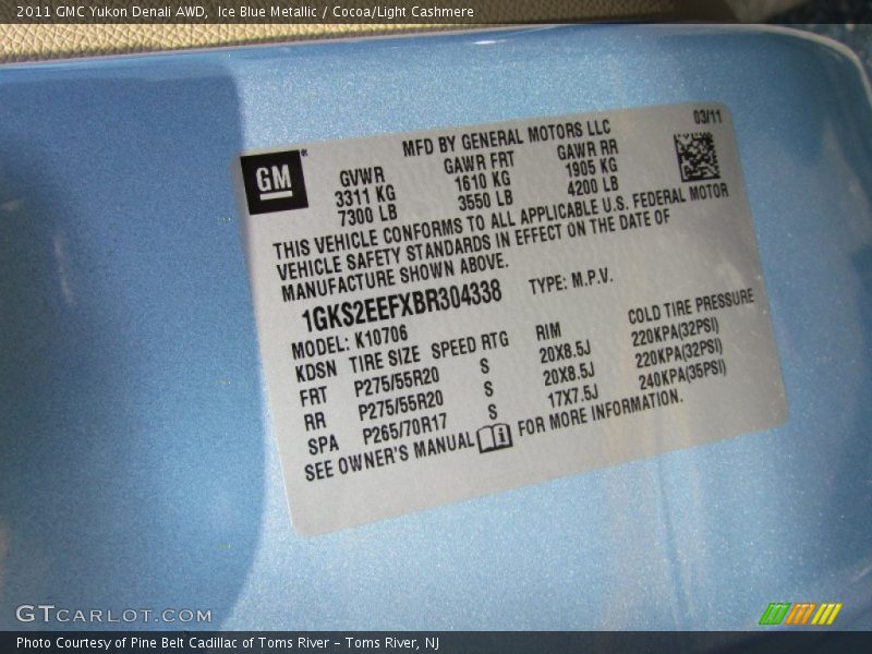 Ice Blue Metallic / Cocoa/Light Cashmere 2011 GMC Yukon Denali AWD