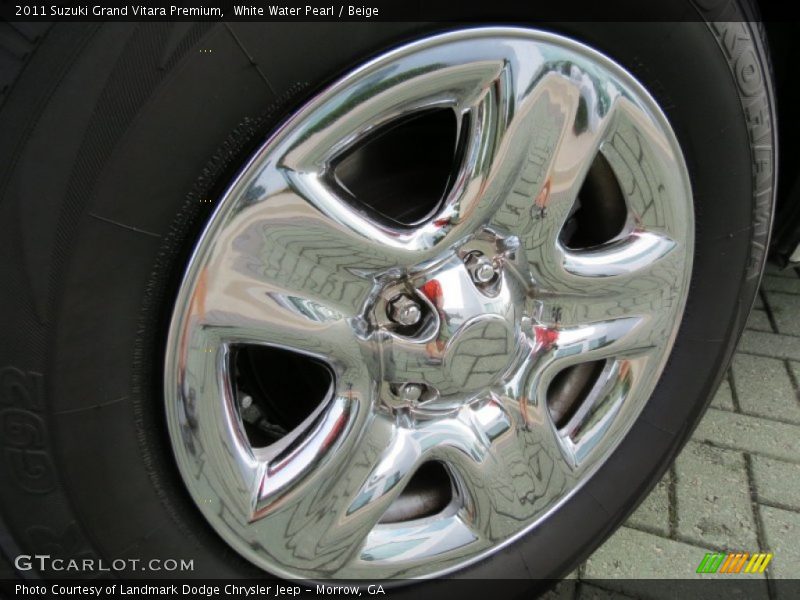 White Water Pearl / Beige 2011 Suzuki Grand Vitara Premium