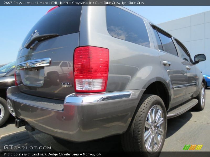 Mineral Gray Metallic / Dark Slate Gray/Light Slate Gray 2007 Chrysler Aspen Limited HEMI