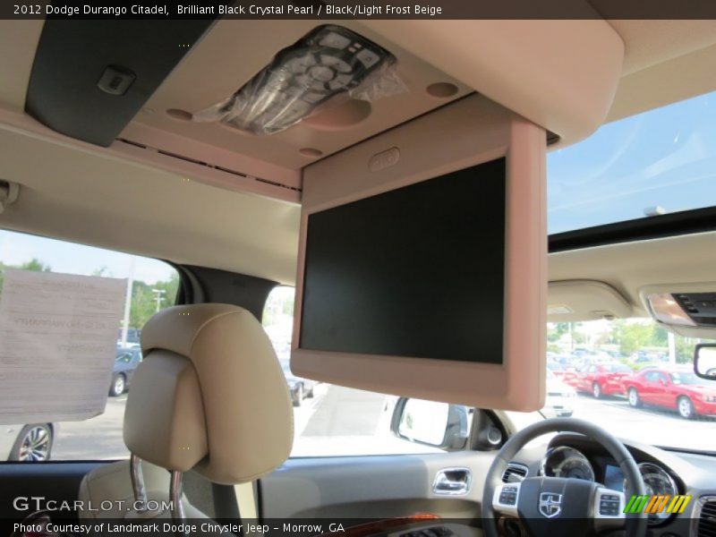 Brilliant Black Crystal Pearl / Black/Light Frost Beige 2012 Dodge Durango Citadel