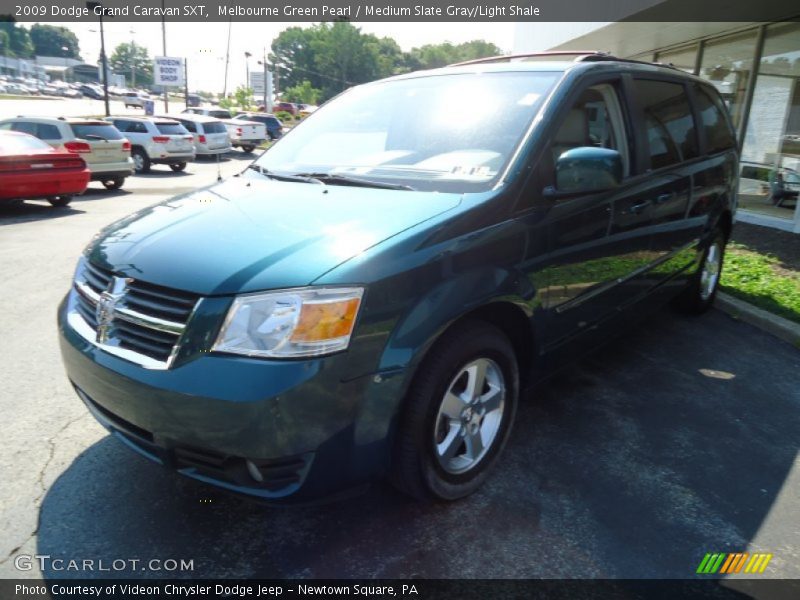 Melbourne Green Pearl / Medium Slate Gray/Light Shale 2009 Dodge Grand Caravan SXT