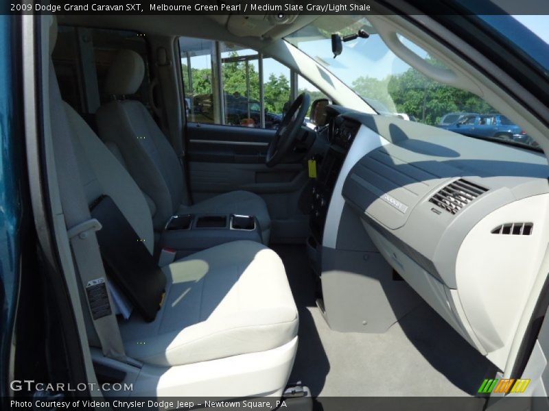 Melbourne Green Pearl / Medium Slate Gray/Light Shale 2009 Dodge Grand Caravan SXT
