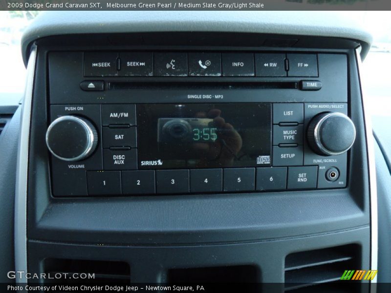 Melbourne Green Pearl / Medium Slate Gray/Light Shale 2009 Dodge Grand Caravan SXT