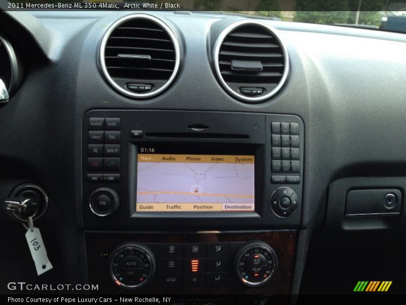 Arctic White / Black 2011 Mercedes-Benz ML 350 4Matic