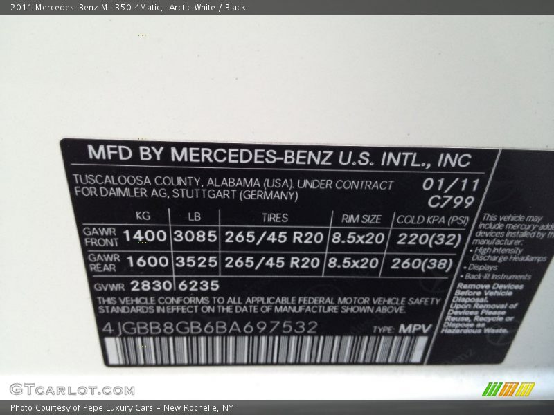 Arctic White / Black 2011 Mercedes-Benz ML 350 4Matic