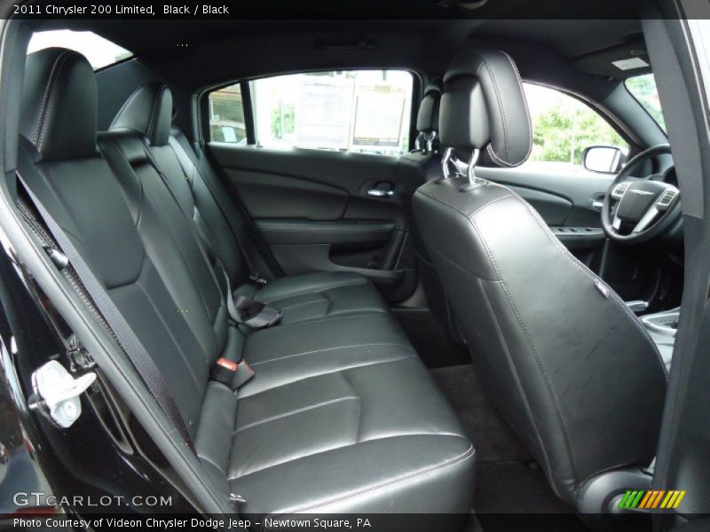 Black / Black 2011 Chrysler 200 Limited