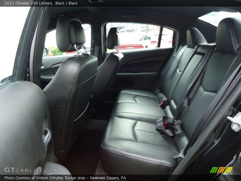 Black / Black 2011 Chrysler 200 Limited