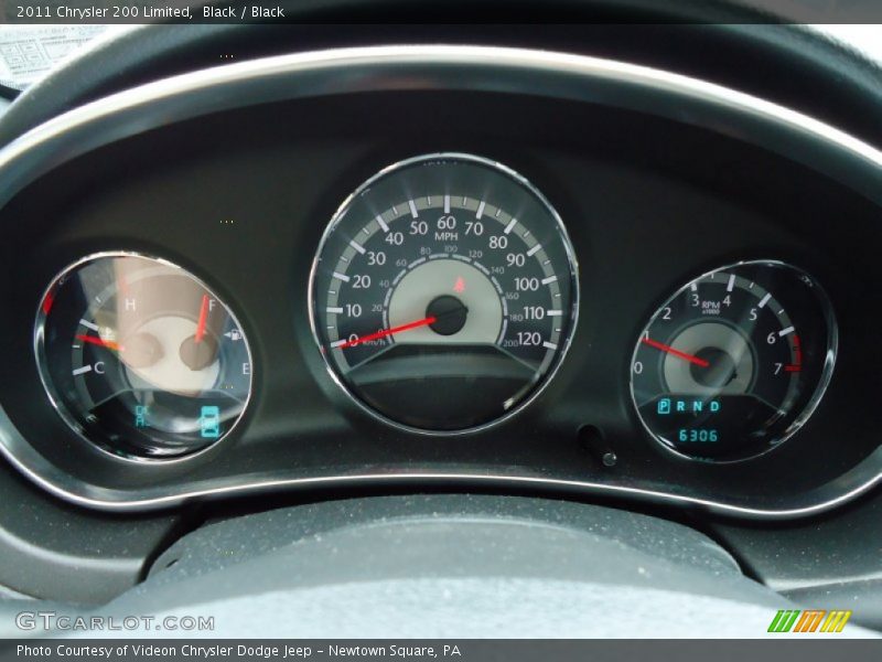 Black / Black 2011 Chrysler 200 Limited