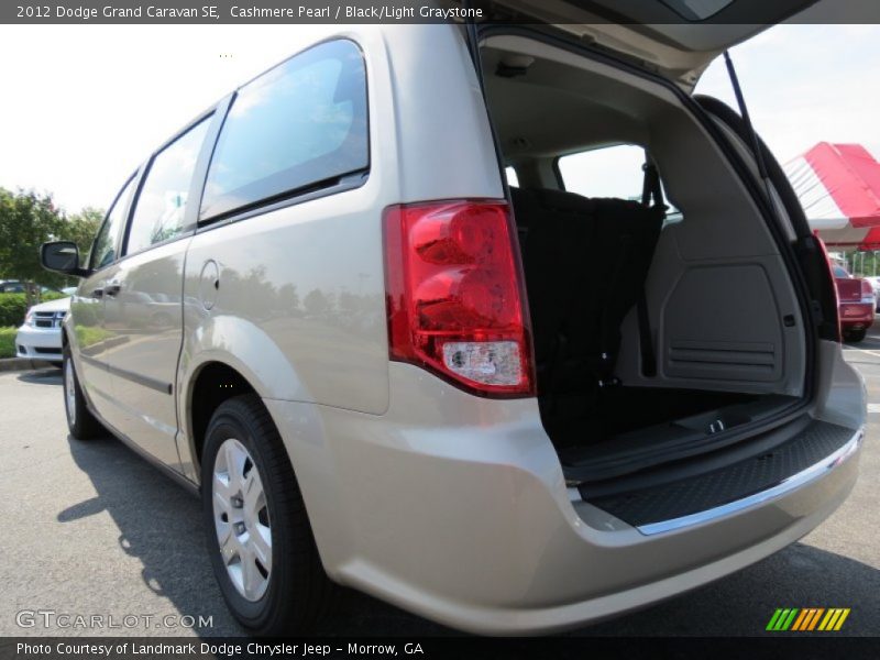 Cashmere Pearl / Black/Light Graystone 2012 Dodge Grand Caravan SE