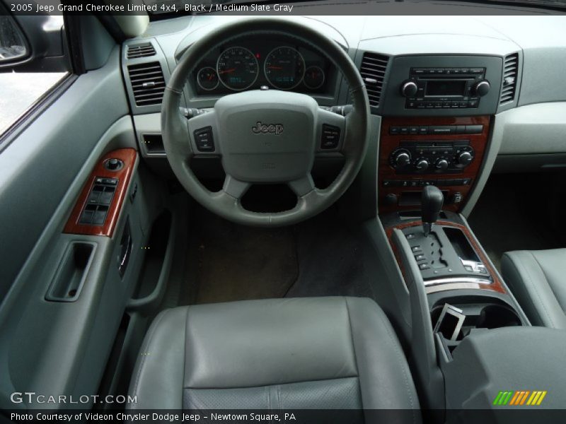 Black / Medium Slate Gray 2005 Jeep Grand Cherokee Limited 4x4
