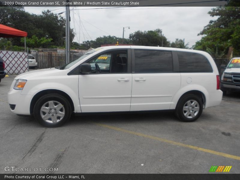 Stone White / Medium Slate Gray/Light Shale 2009 Dodge Grand Caravan SE