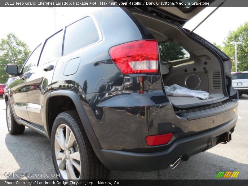 Maximum Steel Metallic / Dark Graystone/Medium Graystone 2012 Jeep Grand Cherokee Laredo X Package 4x4