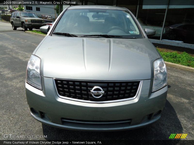 Magnetic Gray / Charcoal 2009 Nissan Sentra 2.0